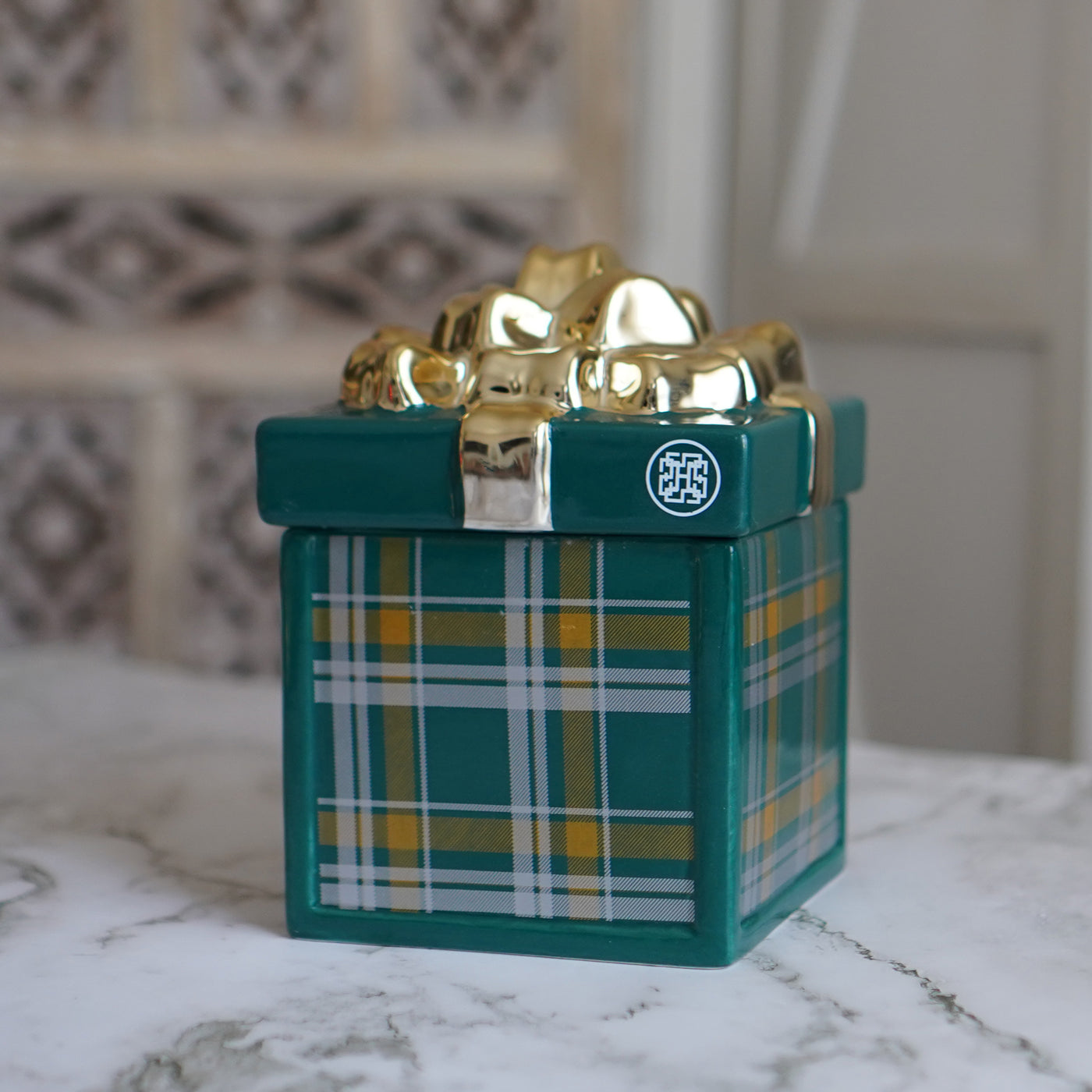 Green Ceramic Present Candle