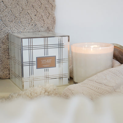 Cozy Knit Blanket 80 oz. 5-Wick Luxe Candle